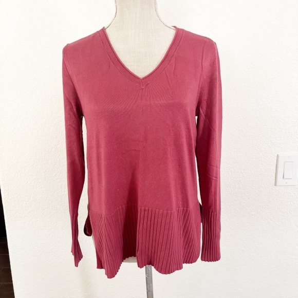Cable & Gauge Pink V-Neck Sweater Lightweight Knit - Picture 1 of 10
